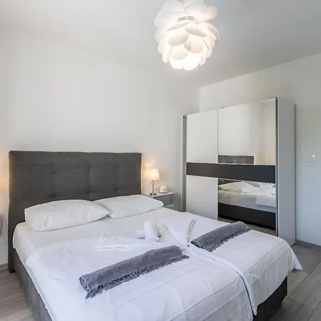 Vila Perla Podstrana