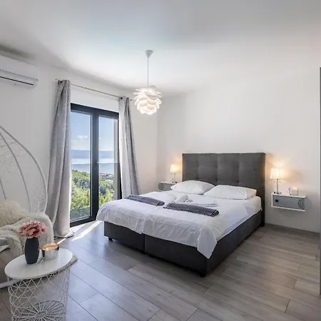 Vila Perla *
