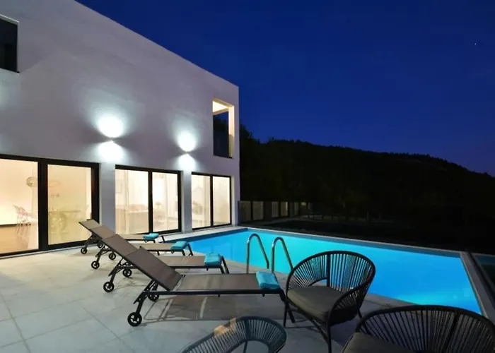 Vila Perla *